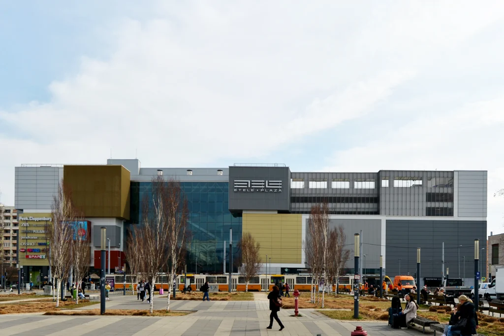 Az ETELE Plaza épülete Budapesten