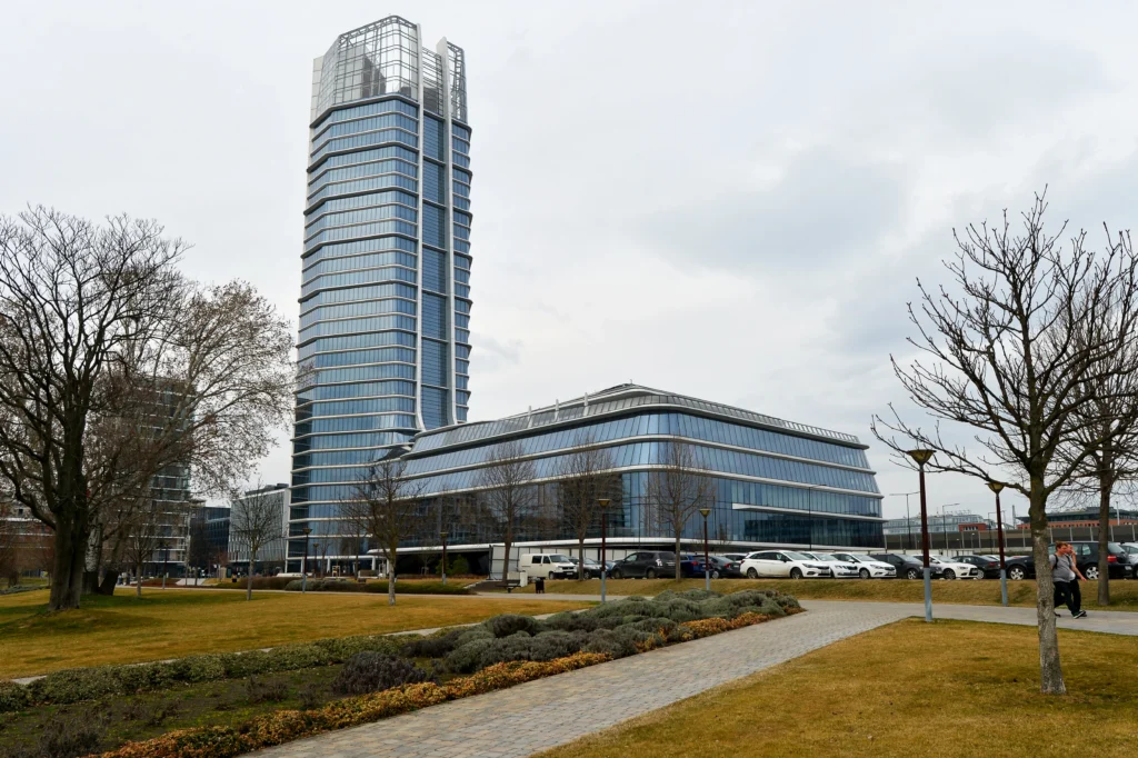 MOL Campus